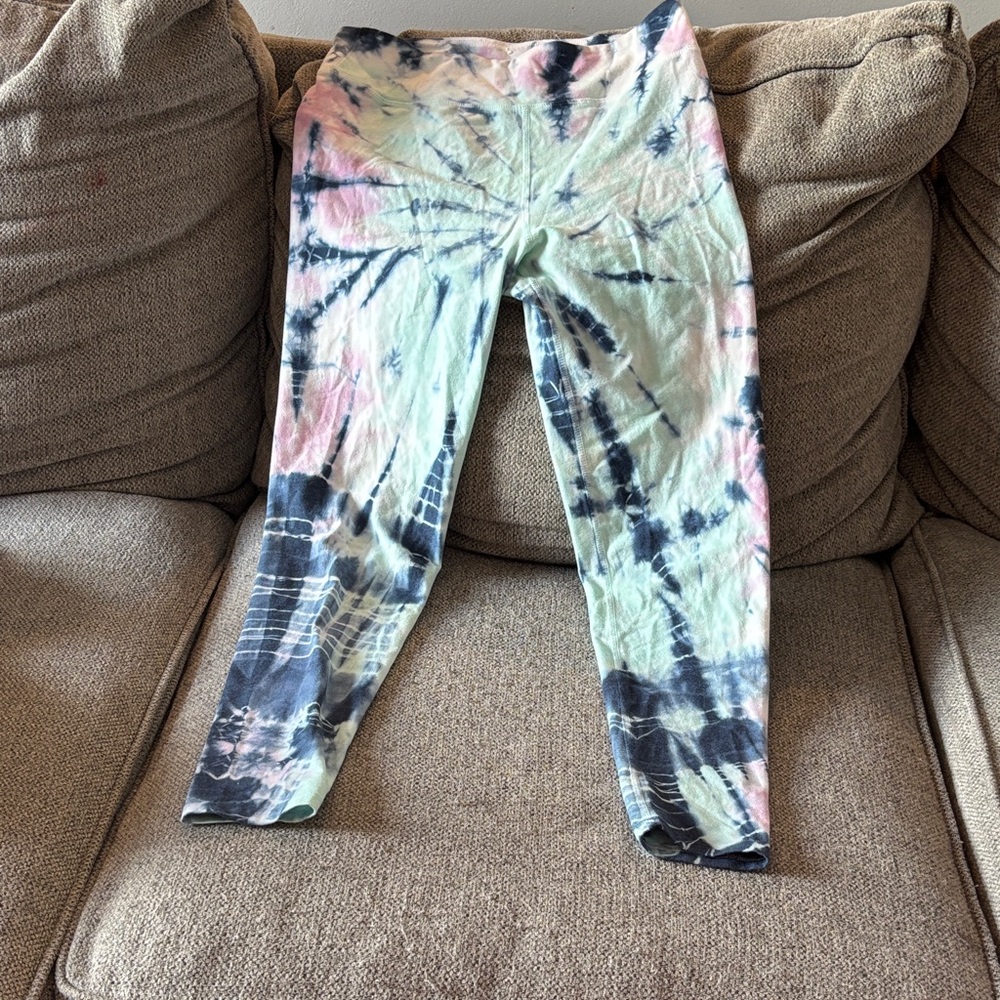 SO Pastel Tie-Dye Leggings